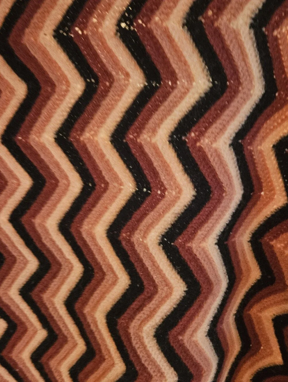 Rare Vintgage 70s Crochet Chevron Afghan Blanket XL 8x4ft Burgundy, Rose Black